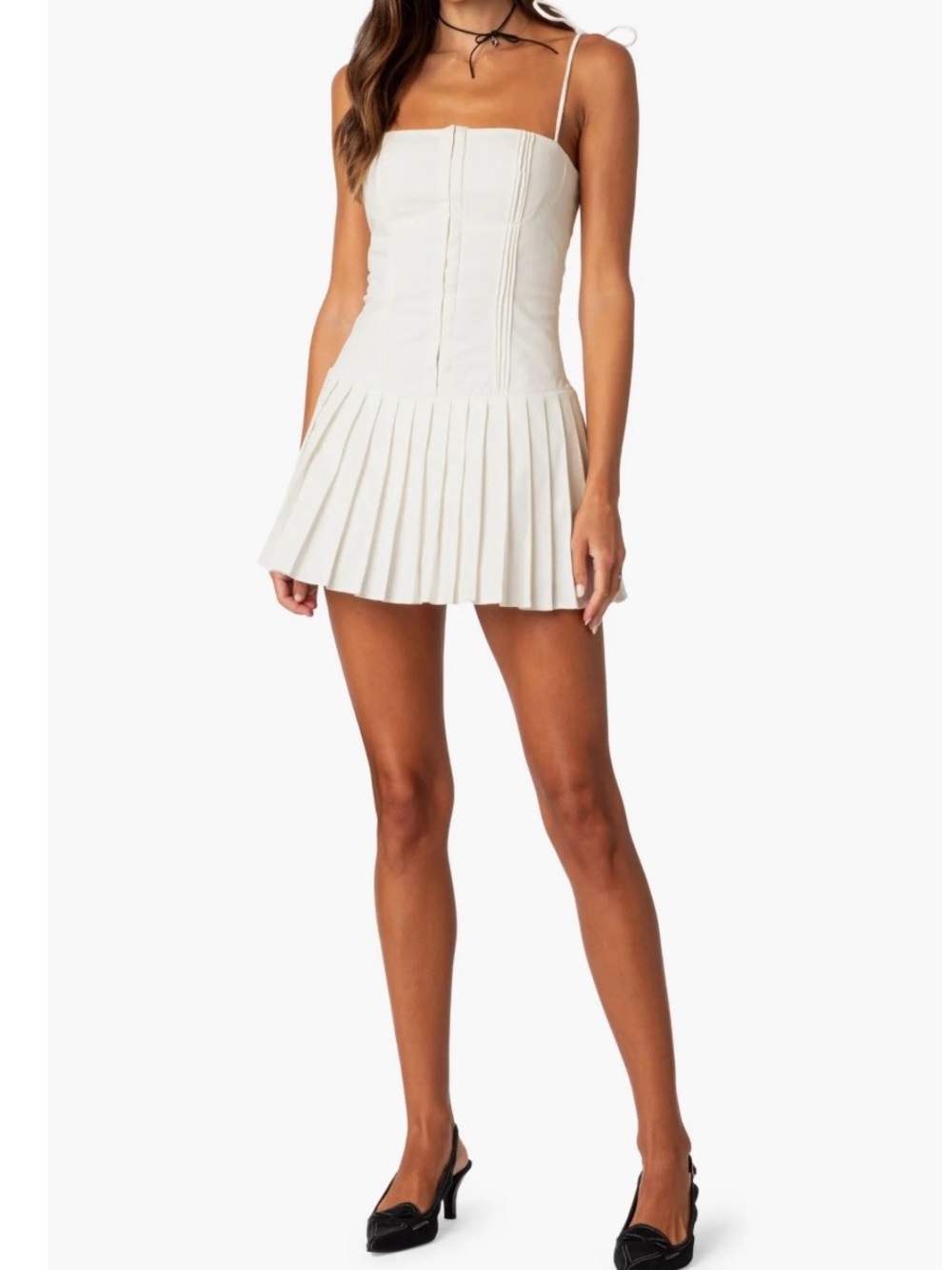 NEW WITH TAGS ✨ White Strapless Pleated Mini Dres
